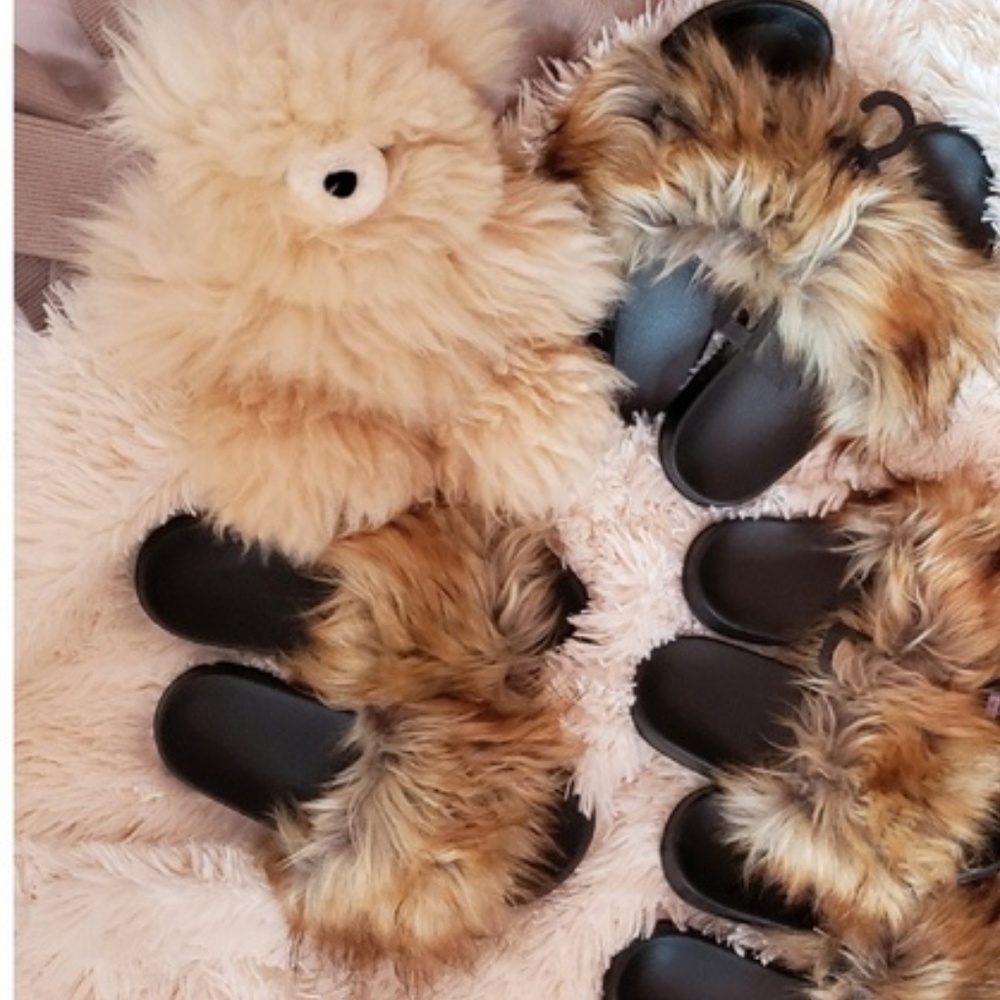 Faux Fur Slide/Slipper LAST Pair Sz 6 - Picture 5 of 6